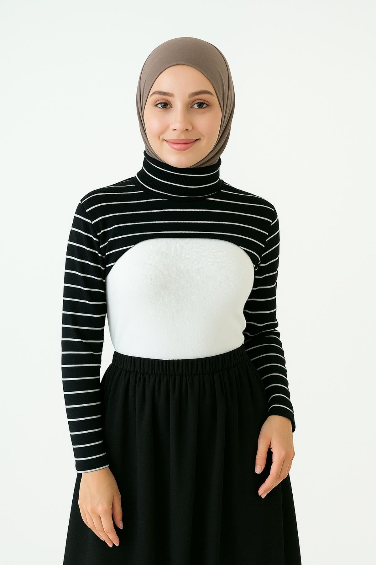 Dik Yaka Boyunluklu Kolluk - Siyah Çizgili