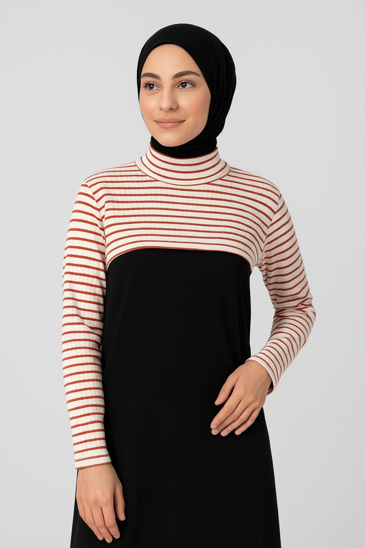 طوق قائم بياقة وأكمام - مخطط (أبيض)