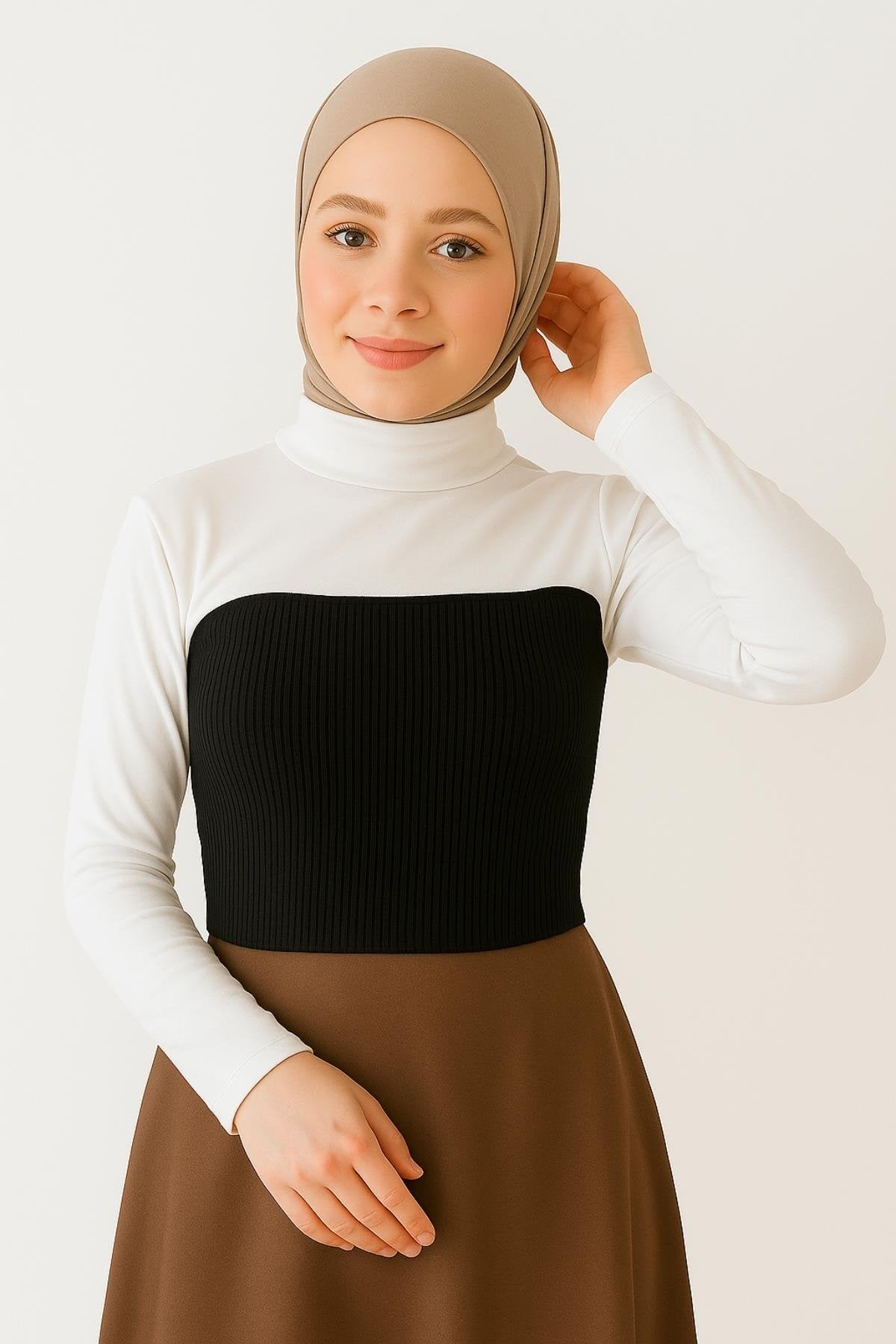 Dik Yaka Boyunluklu Kolluk - Krem