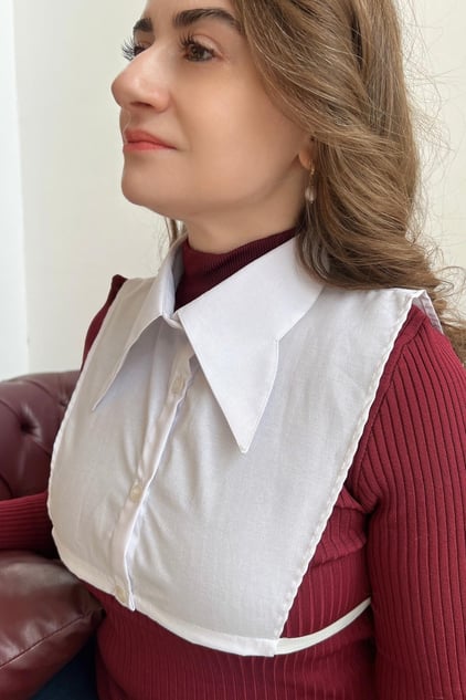 Kelebek Model Gömlek Yakası - Beyaz
