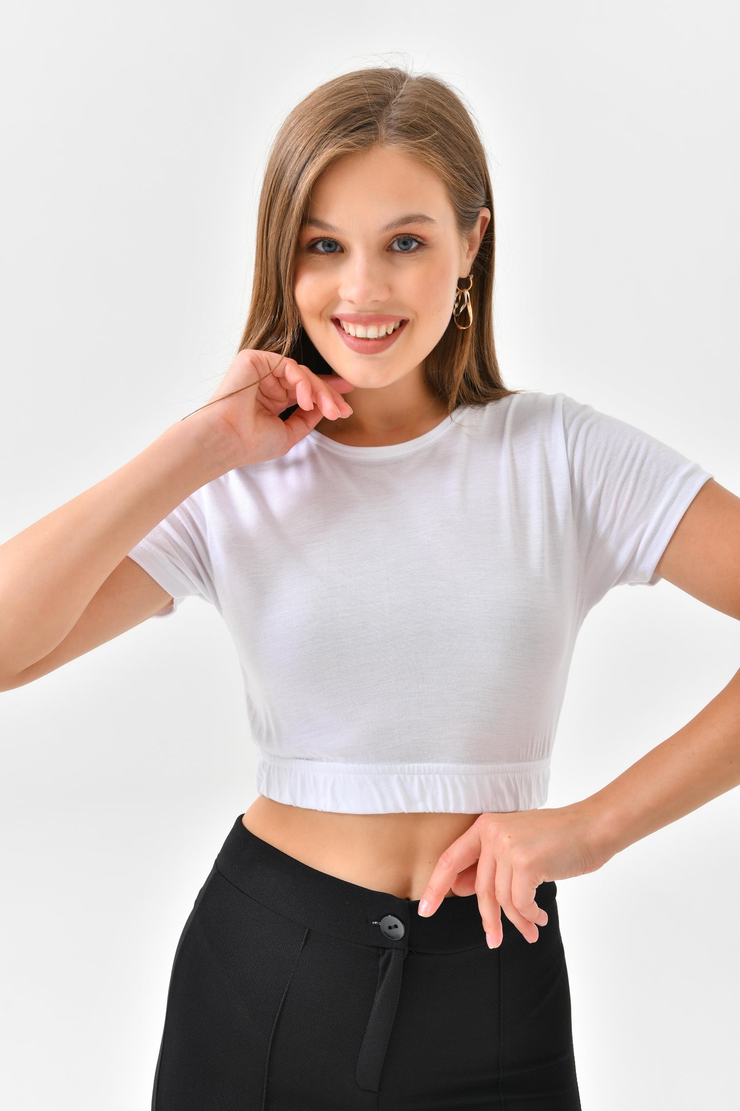 Kısa Kollu Lastik Detaylı Crop - Beyaz