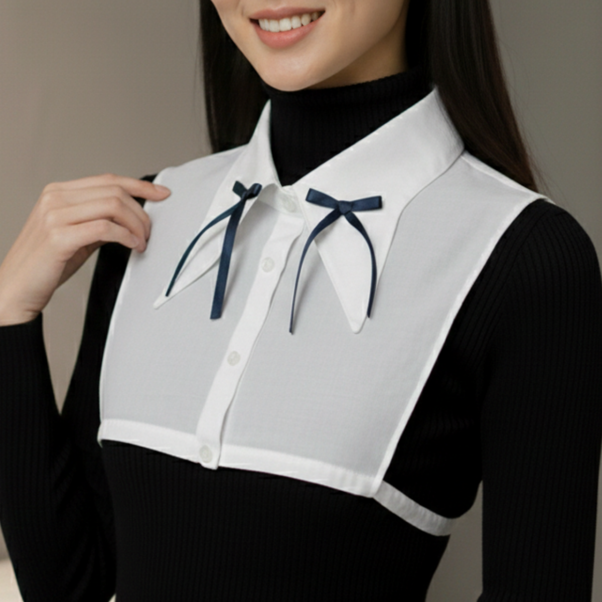 Beyaz takma gömlek yakası modeli, kazak içine gömlek yakası şık kullanım