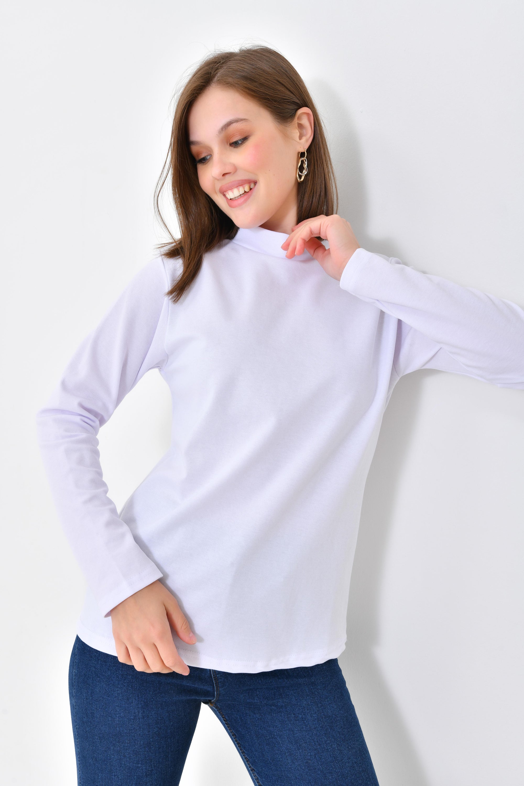 Kadın bluz modelleri beyaz uzun kollu rahat kesim