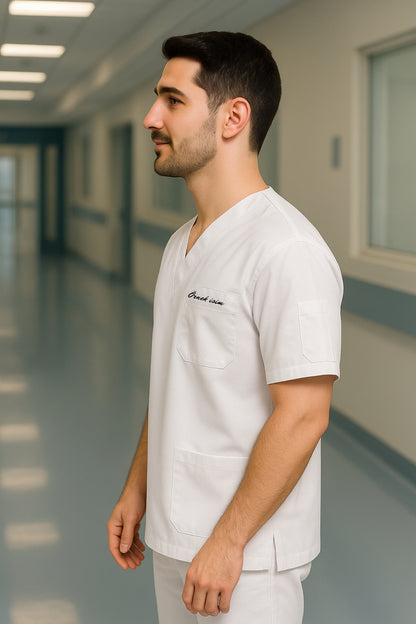 Kişiye Özel İsimli Erkek Tek Üst 4 Cepli Scrubs Forma - Beyaz