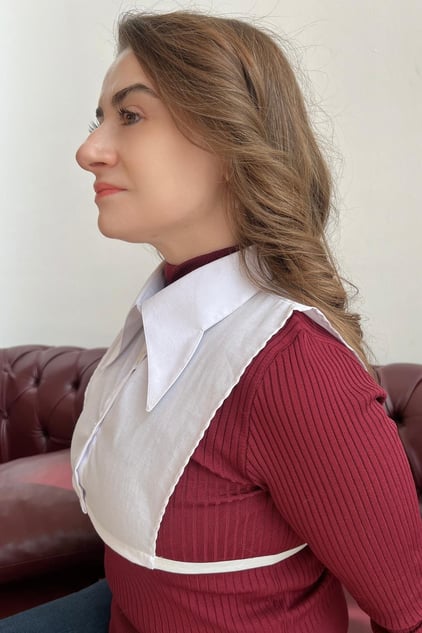Kelebek Model Gömlek Yakası - Beyaz