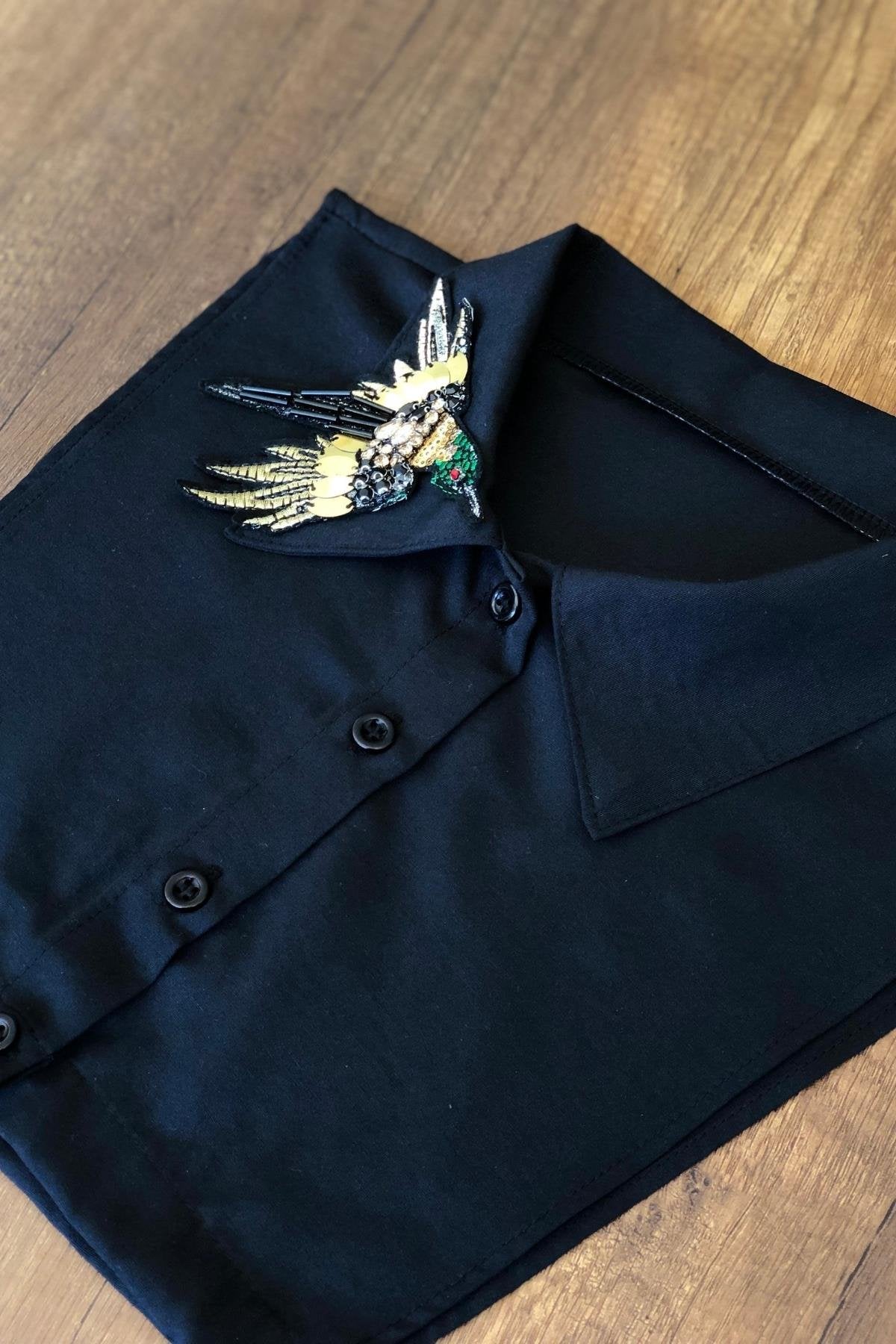 Papağan Nakış İşlemeli Gömlek Yaka - Siyah