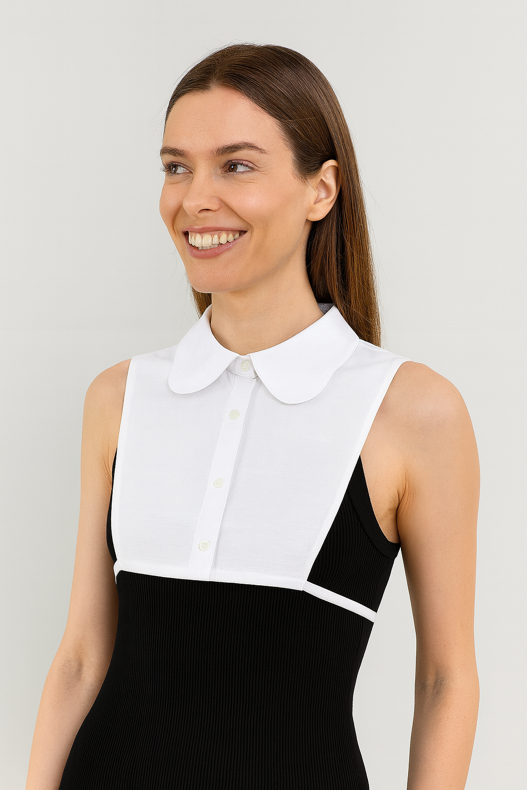 Elegant Daisy Model Shirt Collar - White