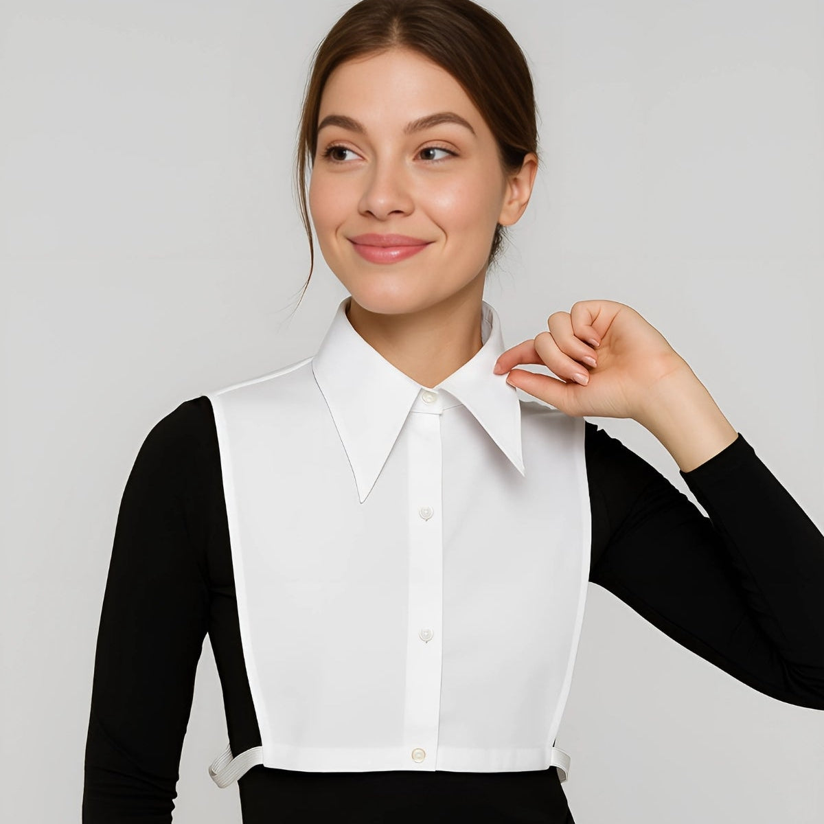 Gömlek yaka çeşitleri arasında öne çıkan sade ve kullanışlı sahte yaka