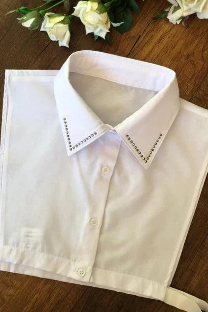 Seyyar gömlek yakası modeli, kazak altına gömlek efekti veren pratik ve şık aksesuar