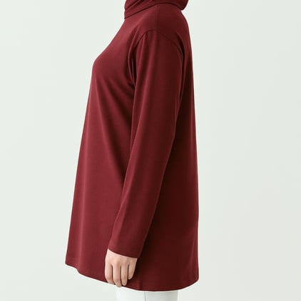 Bordo uzun kollu tesettür tunik modeli kadın şık günlük kombin