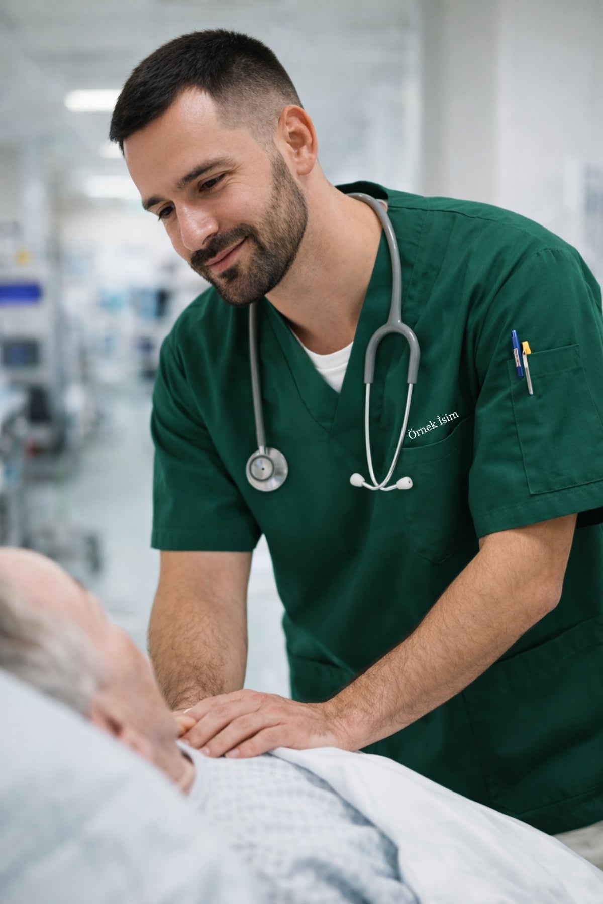 Kişiye Özel İsimli Erkek Petrol Yeşili Scrubs Üst | 4 Cepli Medikal Forma
