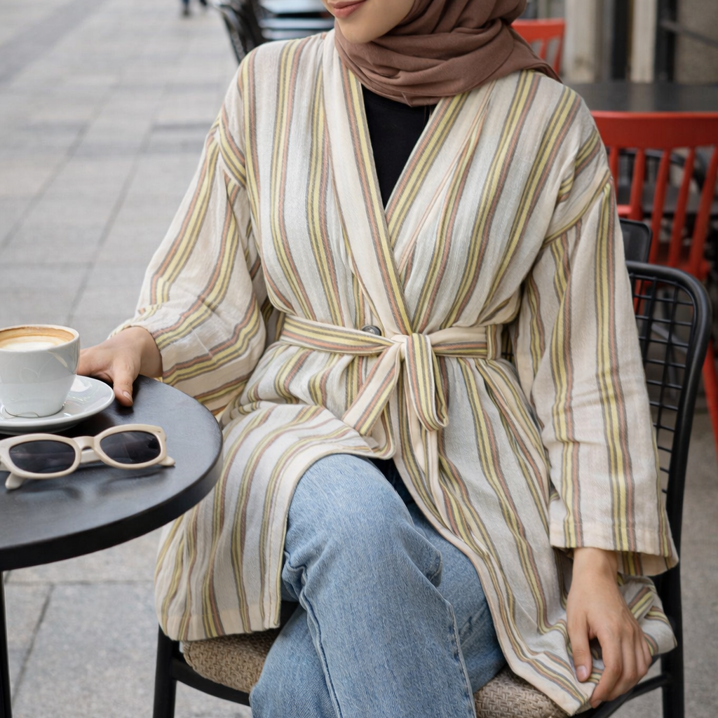 Bayan tesettür tunik kuşaklı çizgili zarif model